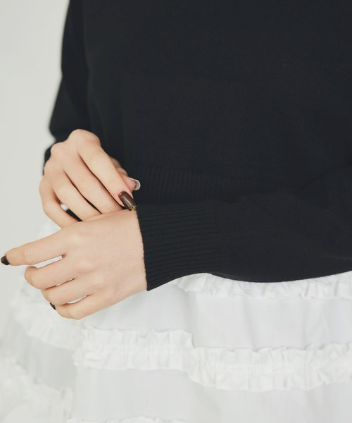 PICCIN PERLA（ピッチンペルラ）の「裾フリルニット（ニット/セーター・レディース・オフホワイト/ブラック/ブラック系その他・M）」の9枚目の写真