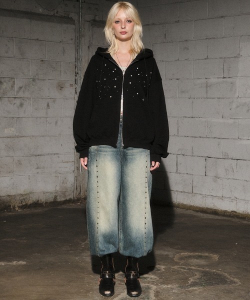 Midnight Move(ミッドナイトムーブ)の「A'GEM/9 × .kom 『MIDNIGHT MOVE/ミッドナイトムーブ』eyelet hood zip up/アイレットフードジップアップ(パーカー・レディース・ブラック/グレー・FREE)」の3枚目の写真