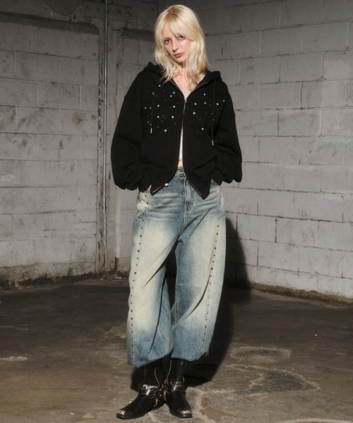 Midnight Move(ミッドナイトムーブ)の「A'GEM/9 × .kom 『MIDNIGHT MOVE/ミッドナイトムーブ』eyelet hood zip up/アイレットフードジップアップ(パーカー・レディース・ブラック/グレー・FREE)」の5枚目の写真