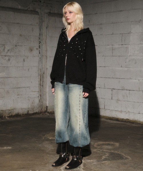 Midnight Move(ミッドナイトムーブ)の「A'GEM/9 × .kom 『MIDNIGHT MOVE/ミッドナイトムーブ』eyelet hood zip up/アイレットフードジップアップ(パーカー・レディース・ブラック/グレー・FREE)」の6枚目の写真