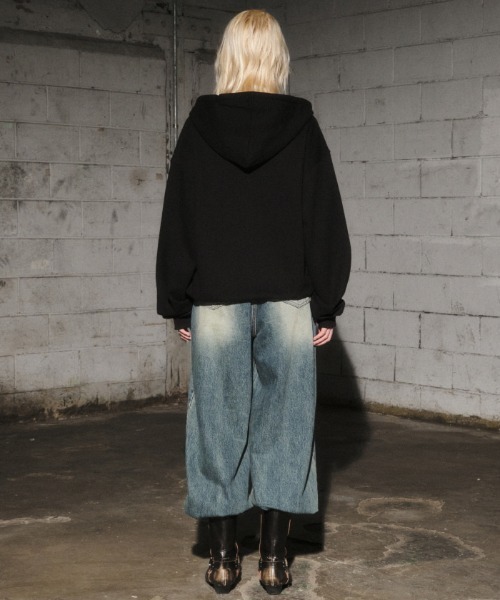 Midnight Move(ミッドナイトムーブ)の「A'GEM/9 × .kom 『MIDNIGHT MOVE/ミッドナイトムーブ』eyelet hood zip up/アイレットフードジップアップ(パーカー・レディース・ブラック/グレー・FREE)」の7枚目の写真