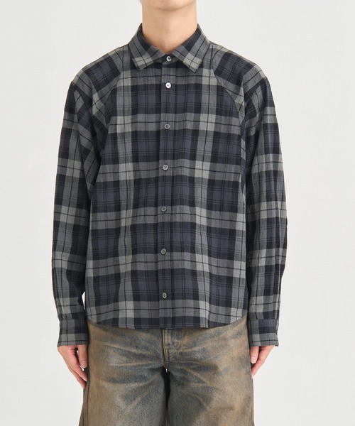 CONZ(コンズ)の「COMPACT FIT WOOL PANEL SHIRT(シャツ/ブラウス・メンズ・ダークグレー/チェック/ブラック・1/2/3)」の8枚目の写真