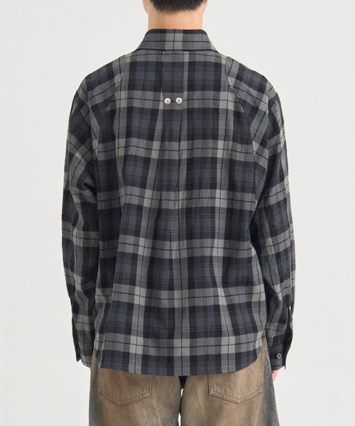 CONZ(コンズ)の「COMPACT FIT WOOL PANEL SHIRT(シャツ/ブラウス・メンズ・ダークグレー/チェック/ブラック・1/2/3)」の6枚目の写真