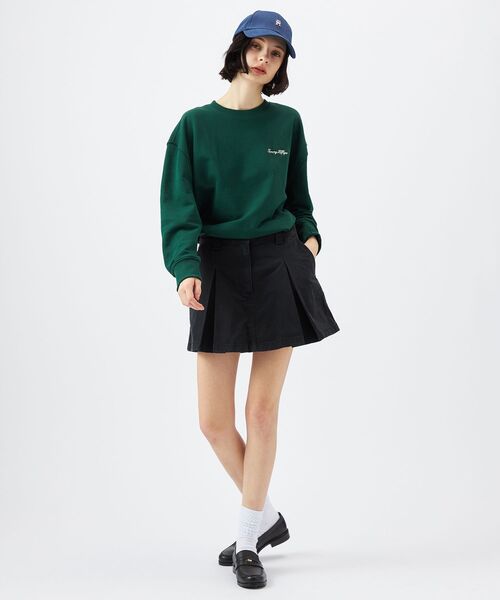 TOMMY HILFIGER(トミーヒルフィガー)の「【オンライン限定】裏毛スモールロゴスウェット(スウェット・メンズ・ブラック/グリーン/ホワイト・MEDIUM/X-LARGE/LARGE/SMALL)」の22枚目の写真