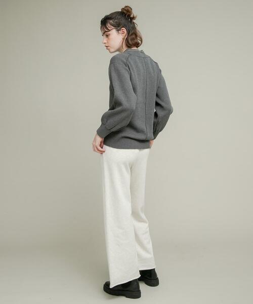 URBAN RESEARCH Sonny Label(アーバンリサーチサニーレーベル)の「モックネックスウェットライクニットプルオーバー(ニット/セーター・レディース・グレー/チャコールグレー/ライトピンク・FREE)」の13枚目の写真