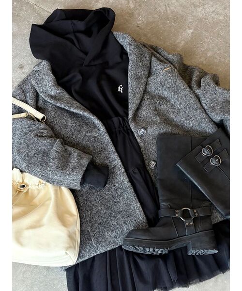 CALNAMUR(カルナムール)の「2WAYチュールオーバースウェットワンピース(ワンピース・レディース・ブラック/グレー・FREE)」の3枚目の写真