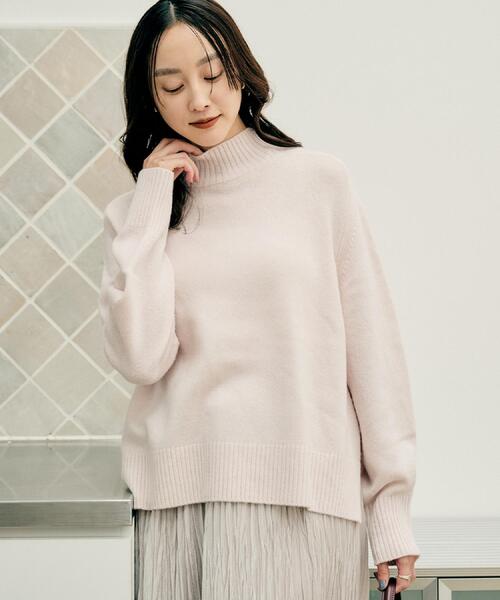 UNTITLED（アンタイトル）の「【8色展開/洗える】ウールカシミヤ ハイネックニット（ニット/セーター・レディース・オフホワイト/ナチュラル/ブラウン系その他/サックスブルー/グレー系3/ピンク/ブラウン系4/ライトパープル・00/02/04/44/48）」の13枚目の写真