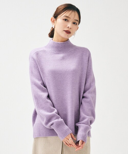UNTITLED（アンタイトル）の「【8色展開/洗える】ウールカシミヤ ハイネックニット（ニット/セーター・レディース・オフホワイト/ナチュラル/ブラウン系その他/サックスブルー/グレー系3/ピンク/ブラウン系4/ライトパープル・00/02/04/44/48）」の16枚目の写真