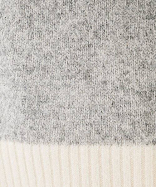 UNTITLED(アンタイトル)の「【8色展開/洗える】ウールカシミヤ ハイネックニット(ニット/セーター・レディース・オフホワイト/ナチュラル/ブラウン系その他/サックスブルー/グレー系3/ピンク/ブラウン系4/ライトパープル・00/02/04/44/48)」の14枚目の写真