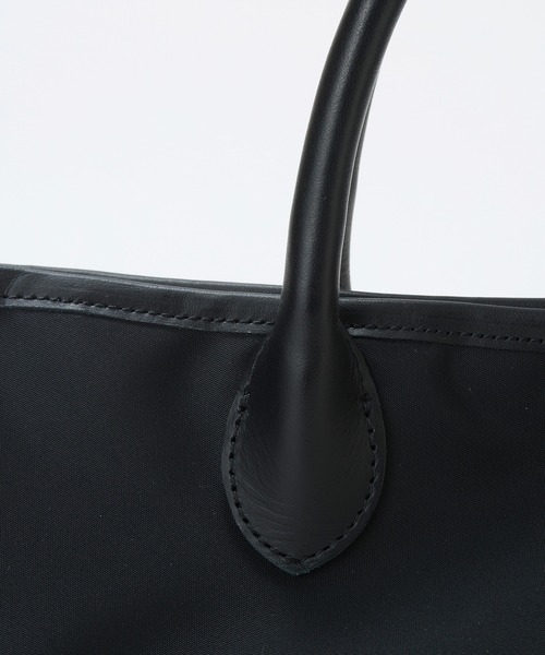 Breath TOPKAPI（ブレストプカピ）の「【Breath TOPKAPI】ナイロン レザーハンドル シンプル ミニ トートバッグ / 軽量（トートバッグ・レディース・ブラック/グレー×ピンク/ネイビー/グレイッシュベージュ・FREE）」の12枚目の写真