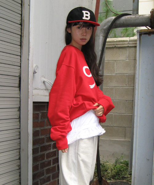 RONRON(ロンロン)の「HEART RIBBON LACE APPLIQUE SWEATSHIRT RED(スウェット・レディース・その他・FREE)」の3枚目の写真