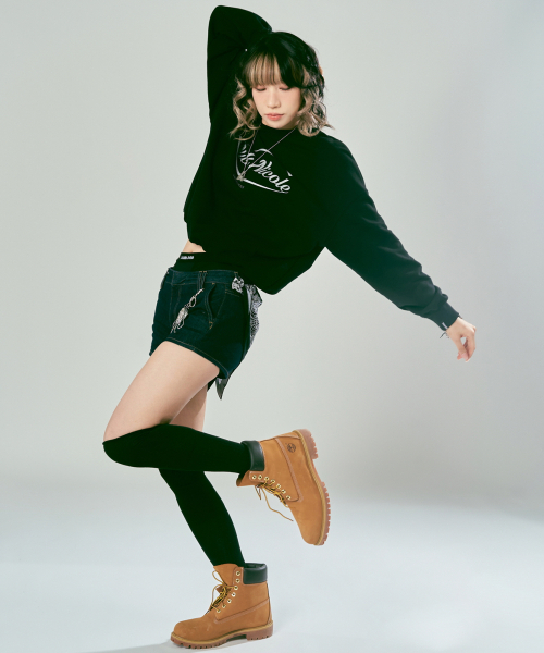 NICK&NICOLE(ニックアンドニコール)の「NICOLE ORIGINALS SWEATSHIRT_BLACK SILVER(スウェット・レディース・その他・FREE)」の6枚目の写真