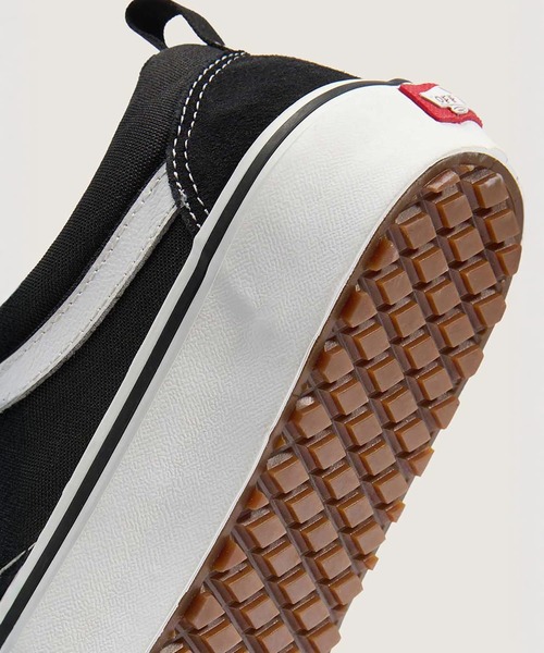 VANS（バンズ）の「オールドスクール インシュレーテッド / MTE Old Skool Insulated BLACK/ VN000DC6BA21（スニーカー・メンズ・ブラック・5.5/6/6.5/7/7.5/8/8.5/9/9.5/10/10.5/11/11.5/12/5）」の5枚目の写真