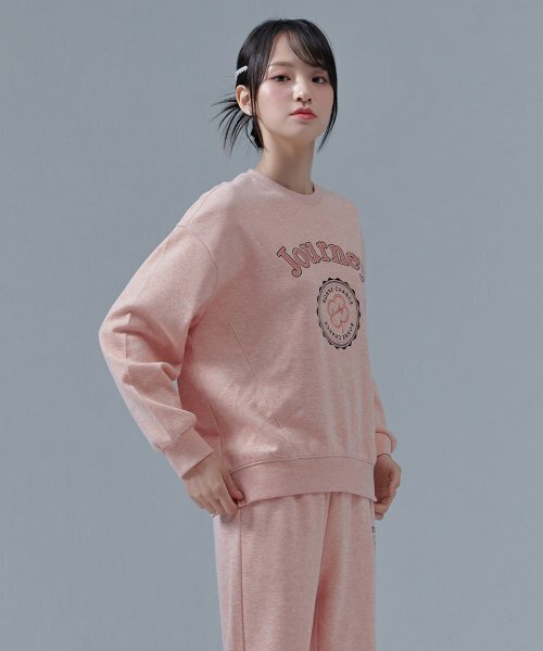 CHASECULT(チェイスカルト)の「レディース ロゴ刺繍 スウェットシャツ-CERG5163B0P(スウェット・レディース・PINK・90/85)」の2枚目の写真
