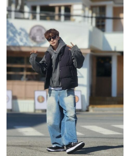 PUNCH DRUNK PARTIES(パンチドランクパーティーズ)の「Circle Logo Garment Dyed Hoodie (CHARCOAL)(パーカー・レディース・その他・1/2/0/3)」の6枚目の写真