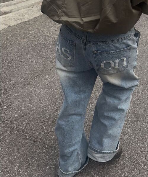 ASON(アズオン)の「DUSK DENIM PANTS / LIGHT-BLUE(デニムパンツ・レディース・その他・MEDIUM/SMALL)」の12枚目の写真