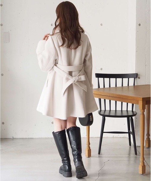 tiptop（ティップトップ）の「ファーティペットミドル丈フレアコート（ステンカラーコート・レディース・アイボリー/ブラック/チャコールグレー・FREE）」の21枚目の写真