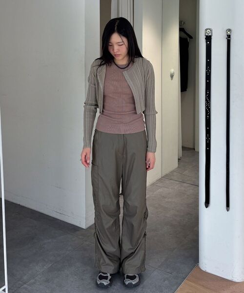 INSILENCE WOMEN(インサイレンスウーマン)の「グロッシー ユーティリティパンツ BLACK(その他パンツ・レディース・その他・MEDIUM/LARGE)」の19枚目の写真
