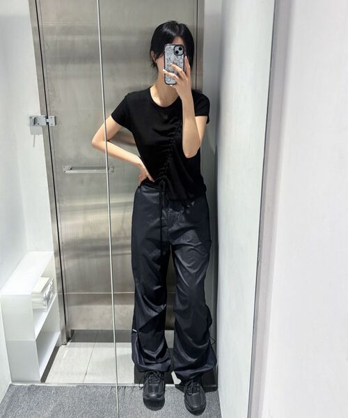 INSILENCE WOMEN(インサイレンスウーマン)の「グロッシー ユーティリティパンツ BLACK(その他パンツ・レディース・その他・MEDIUM/LARGE)」の22枚目の写真