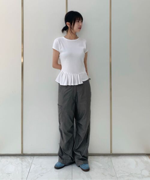 INSILENCE WOMEN(インサイレンスウーマン)の「グロッシー ユーティリティパンツ BLACK(その他パンツ・レディース・その他・MEDIUM/LARGE)」の2枚目の写真
