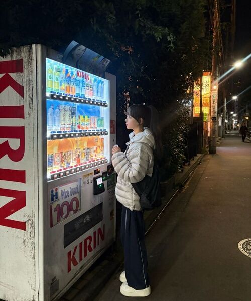 Video Jockey（ビデオジョッキー）の「ビキ 軽量ダックダウンジャケット [ブラック]（ダウンジャケット/コート・レディース・ブラック・SMALL/MEDIUM）」の18枚目の写真