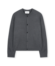 BESLOW（ビースロー）の「[ビスルーXデリック]クルーネックショートカーディガンチャコール（カーディガン/ボレロ）」