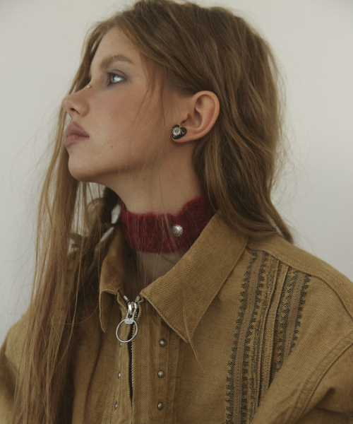 NFF（エヌエフエフ）の「totem heart earrings-black（ピアス（両耳用）・レディース・その他・FREE）」の3枚目の写真