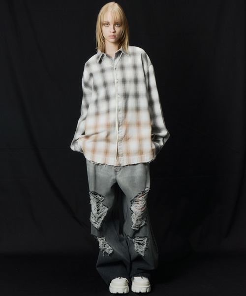 AIVER（アイバー）の「AIVER　グラデーションブリーチオンブレチェックシャツ（シャツ/ブラウス・メンズ・オフホワイト/その他・LARGE/MEDIUM/SMALL）」の9枚目の写真