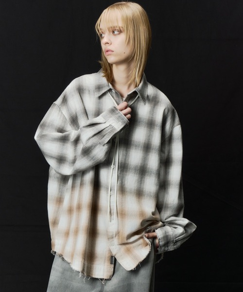 AIVER（アイバー）の「AIVER　グラデーションブリーチオンブレチェックシャツ（シャツ/ブラウス・メンズ・オフホワイト/その他・LARGE/MEDIUM/SMALL）」の4枚目の写真