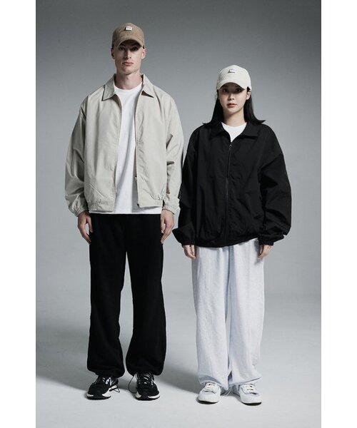 APOSTROPHE COMMA(アポストロフィコンマ)の「カラーブルゾンウィンドブレーカージップアップジャケット(アイボリー)(ブルゾン・メンズ・その他・MEDIUM/LARGE)」の4枚目の写真