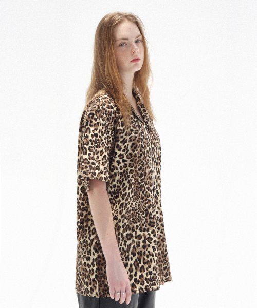 ROCKPSYCHO(ロックサイコ)の「サマーシャツ-レオパード(シャツ/ブラウス・レディース・その他・LARGE/MEDIUM/SMALL)」の2枚目の写真