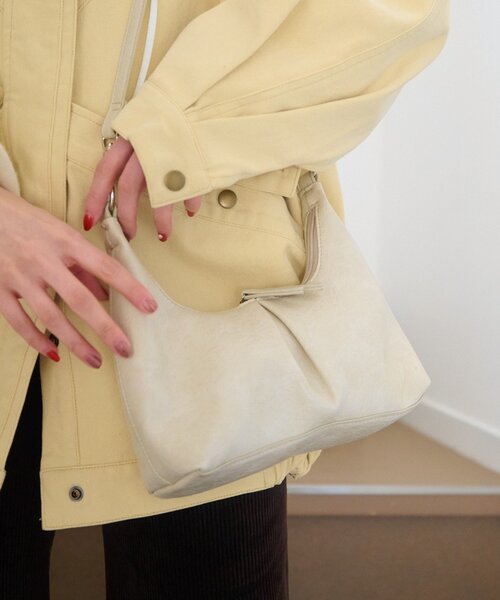 Kastane（カスタネ）の「【2026SSカタログ/4色展開】カラバリワンハンドルminiバッグ（トートバッグ・レディース・イエロー系その他/パープル系その他/ブラウン/アイボリー・FREE）」の6枚目の写真