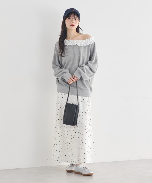 earth music&ecology(アースミュージックアンドエコロジー)の「【2026SS】フリルオフショルウラケスウェット(スウェット・レディース・杢グレー/ブラック/ホワイト系その他・FREE)」の16枚目の写真