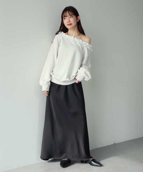 earth music&ecology(アースミュージックアンドエコロジー)の「【2026SS】フリルオフショルウラケスウェット(スウェット・レディース・杢グレー/ブラック/ホワイト系その他・FREE)」の9枚目の写真