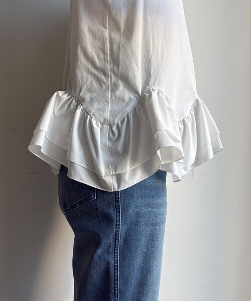 DouDou(ドゥドゥ)の「裾異素材切替フリルカットソー(Tシャツ/カットソー・レディース・ブラック/オフホワイト・FREE)」の4枚目の写真