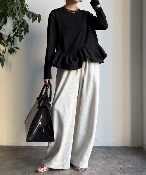 DouDou(ドゥドゥ)の「裾異素材切替フリルカットソー(Tシャツ/カットソー・レディース・ブラック/オフホワイト・FREE)」の5枚目の写真