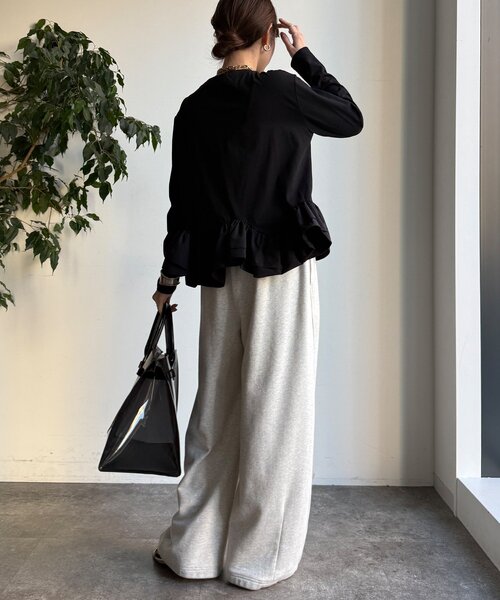 DouDou(ドゥドゥ)の「裾異素材切替フリルカットソー(Tシャツ/カットソー・レディース・ブラック/オフホワイト・FREE)」の9枚目の写真