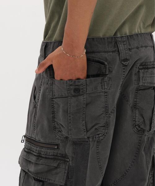 AVIREX(アヴィレックス)の「PIGMENT TAPING CARGO PANTS / ピグメント テーピング カーゴパンツ / AVIREX / アヴィレックス(カーゴパンツ・メンズ・その他2/ブラック/オリーブ系/カーキ・L/M/XL/S/2XL)」の17枚目の写真