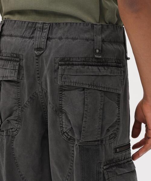 AVIREX(アヴィレックス)の「PIGMENT TAPING CARGO PANTS / ピグメント テーピング カーゴパンツ / AVIREX / アヴィレックス(カーゴパンツ・メンズ・その他2/ブラック/オリーブ系/カーキ・L/M/XL/S/2XL)」の18枚目の写真