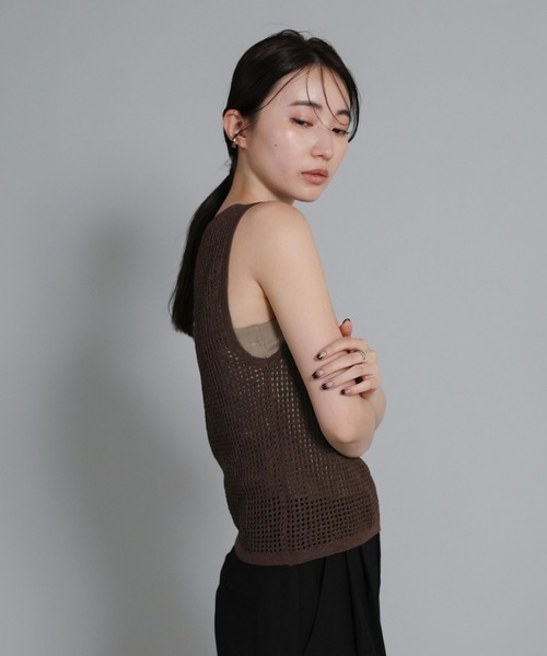 select MOCA Et(セレクトモカエト)の「【Et】Mesh Knit Tank Top(ニット/セーター・レディース・ブラウン/ベージュ/ブラック・FREE)」の9枚目の写真