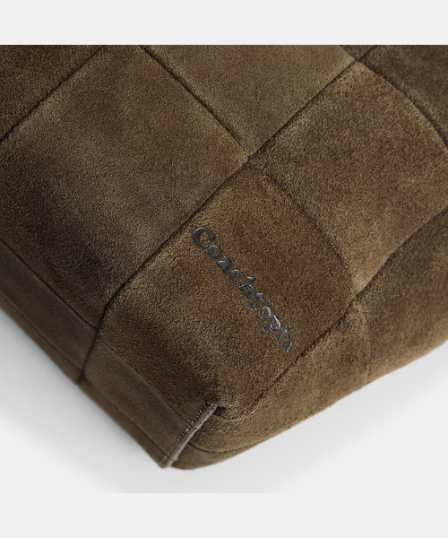 Coachtopia(コーチトピア)の「オルター/エゴ スモール トート バッグ・スクラップ スエード(トートバッグ・レディース・グリーン系その他/ブラウン系その他・ONE)」の8枚目の写真