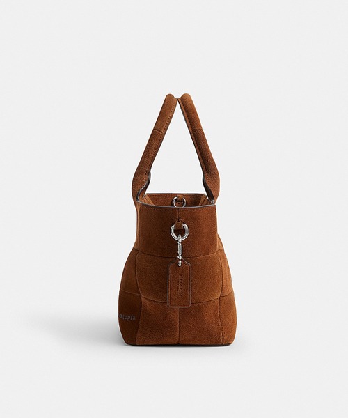 Coachtopia(コーチトピア)の「オルター/エゴ スモール トート バッグ・スクラップ スエード(トートバッグ・レディース・グリーン系その他/ブラウン系その他・ONE)」の16枚目の写真