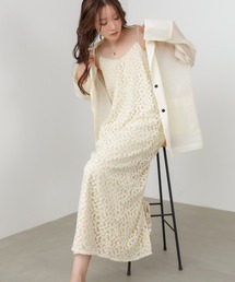 Bab（バブ）の「【選べるサイズ展開】刺繍フラワーキャミワンピース（ワンピース）」