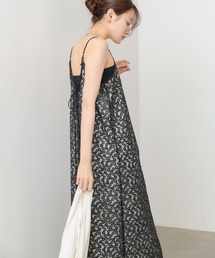 Bab（バブ）の「【選べるサイズ展開】刺繍フラワーキャミワンピース（ワンピース）」