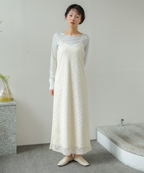 Bab(バブ)の「【選べるサイズ展開】刺繍フラワーキャミワンピース(ワンピース・レディース・アイボリー/ブラック/イエロー/グリーン・S/M)」の7枚目の写真