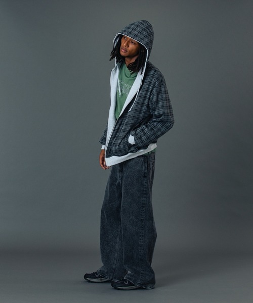 XLARGE(エクストララージ)の「REVERSIBLE ZIP UP HOODED SWEATSHIRT(パーカー・メンズ・ブラック/アッシュ/オリーブ・M/S/XL/L)」の16枚目の写真