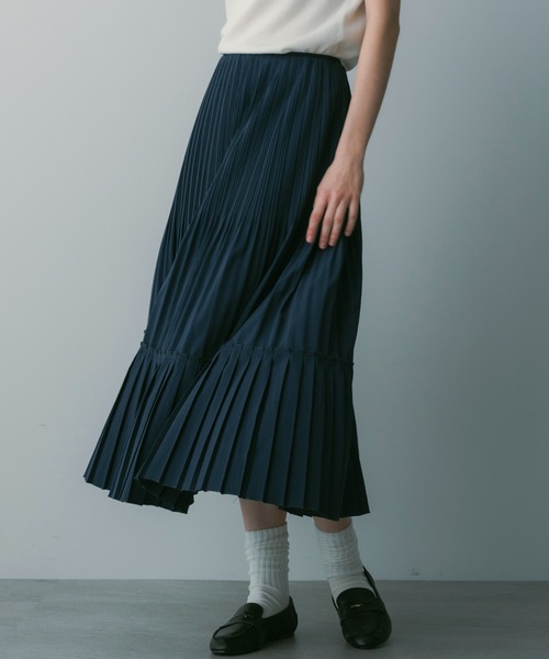 SERENO（セレーノ）の「プリーツミディスカート（スカート・レディース・ブラック/オフホワイト/ネイビー・S/M）」の17枚目の写真