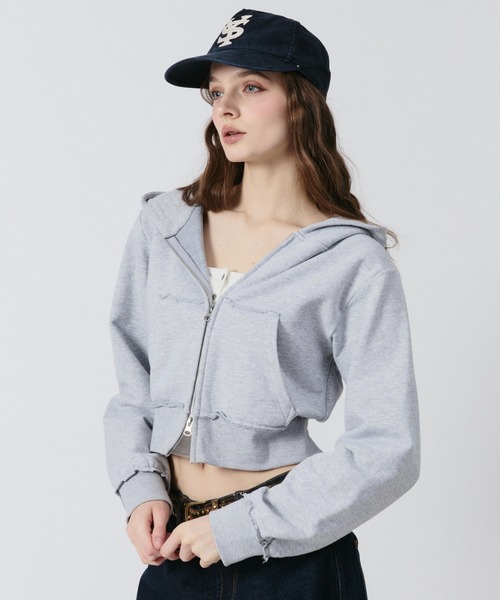 BENUA(ベヌア)の「BN cropped zip hoodie/BN クロップドジップフーディー(パーカー・レディース・グレー/カーキ・FREE)」の11枚目の写真