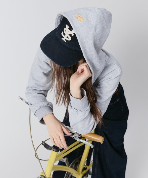 BN cropped zip hoodie/BN クロップドジップフーディー（パーカー