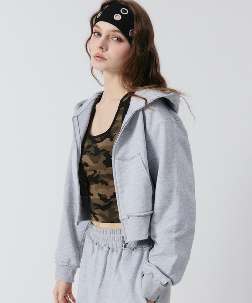 BENUA(ベヌア)の「BN cropped zip hoodie/BN クロップドジップフーディー(パーカー・レディース・グレー/カーキ・FREE)」の21枚目の写真